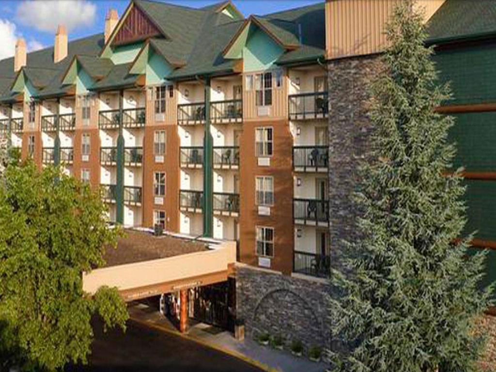 Grand Smokies Resort Lodge Pigeon Forge Main image 1